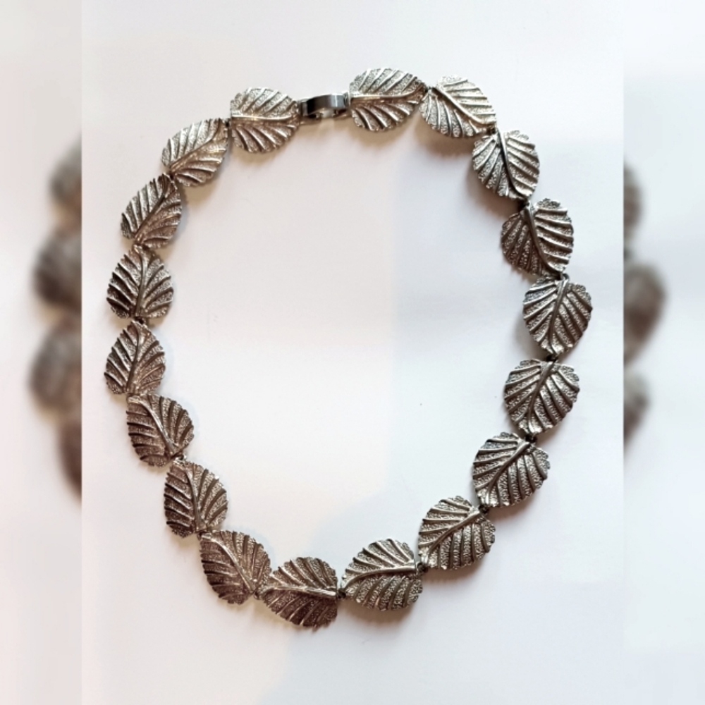 Vintage Silver Tone Articulated Etched Palm Leaf Collar Necklace Midcentury